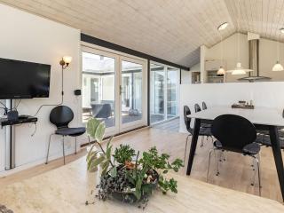 8 person holiday home in Hirtshals-By Traum - Hirtshals - 6