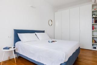 Lux Navigli Center Milan - Milan - 2