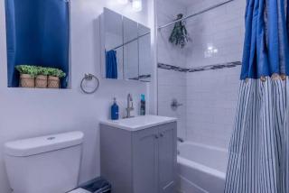 2 DEEP Apts by American Dream, Sleeps 8 - Hasbrouck Heights - 5