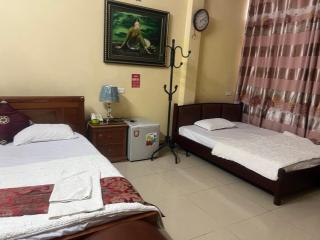 Hoàng Gia Hotel -150 Nghi Tàm HN - by BAY LUXURY - 6