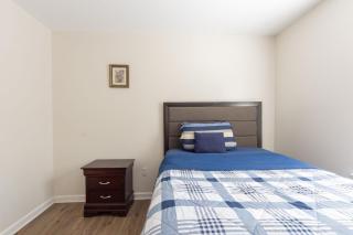 4 Bedroom-Airport Convient - 5