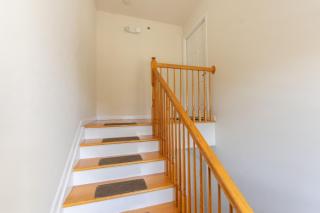 4 Bedroom-Airport Convient - 8