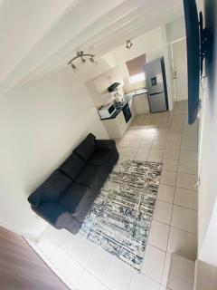 Luxury Suites at St Petes Duplex Townhouse - Newton Park - 0