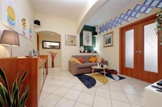 Rome Family Comfort Hub - 2