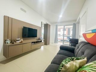 Apto amplo há poucos metros do mar em Palmas- 0107 - 2