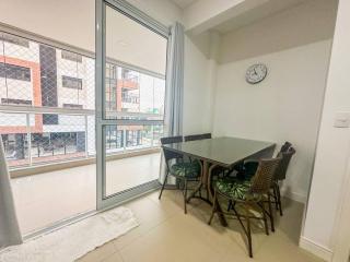 Apto amplo há poucos metros do mar em Palmas- 0107 - 1