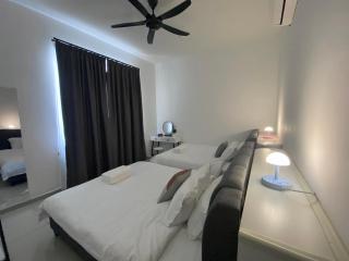 Bukit Indah - Room with Private Bathroom 1-4Pax - Johor Bahru - 5
