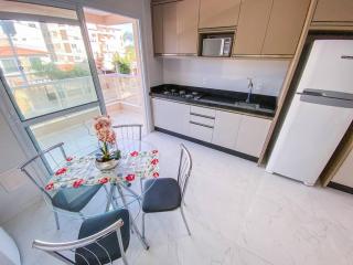 Apto 350 metros do mar na Praia de Palmas - 0114 - 0