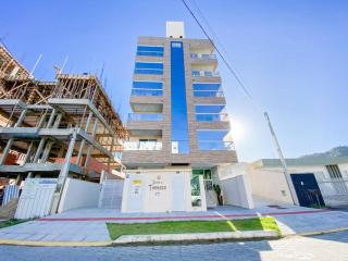 Apto 350 metros do mar na Praia de Palmas - 0114 - 2