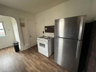 The Celi House - 2 bedroom bath house 10min Downtown & Airport near Cleveland Clinic Fairview - Cleveland - 1
