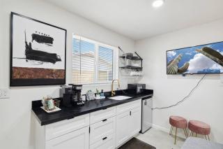 Remodeled Gem - Bocceball - 8 Min to Oldtown - 4