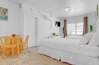 Relaxing City Getaway 1BR, Sleeps 4, Sun Deck - Miami Beach - 3