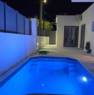 Luxury 6 bedroom 4 bathroom villa with pool - Vári - 8