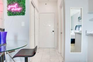 Beautiful Art Deco studio in the Heart of Sobe - Miami Beach - 5