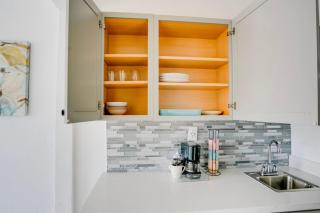 Stylish Studio Steps from South Beach, Sleeps 4 - Miami Beach - 1