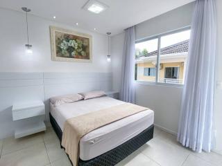 Apartamento de 2 Quartos na Praia de Palmas - 0117 - 8