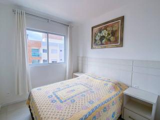 Apartamento de 2 Quartos na Praia de Palmas - 0117 - 2