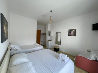 Villa Rrodhaj - 6