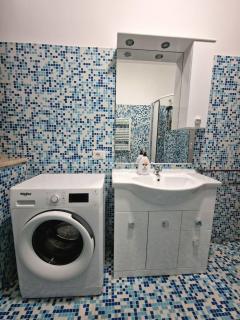 Domus Livio, 7 min FCO Airport, Free WiFi, Garden Apartment, 2 TV HD - Fiumicino - 5
