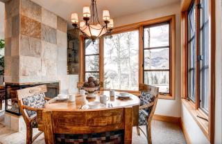 Luxury Lodge with Breathtaking Views - 2