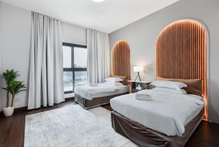 Luxurious 4-BR Stay in Al Jaddaf - Dubai - 6