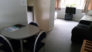 Mahoe Motel - 5