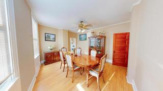ENTIRE Pittsburgh Home Close To Events - Kid Friendly - Designated Dog & Cat Areas - Private Patio - Free Parking - Fireplace - 8