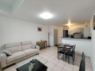 Appartement climatisé avec vue sur la cité - 3