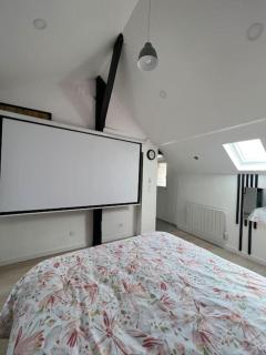 Love room jacuzzi proche centre ville - Amiens - 1