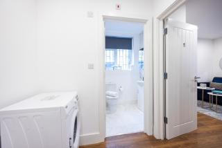 Block of Apartments In Croydon ,Long Stays , Weekly & Monthly Offers , Contractors , Relocations , Leisure & Family Stays - Croydon - 4