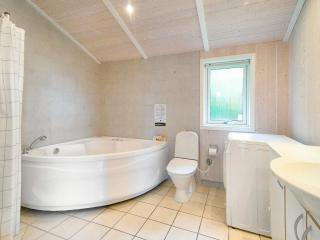 8 person holiday home in Gilleleje - Udsholt Sand - 8
