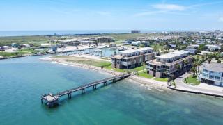 Channelview CV118 - 8