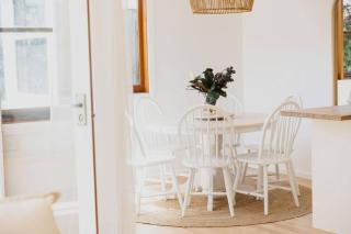 Cosy Coastal Cottage - Ocean Grove - 4