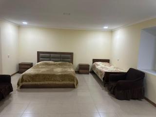 Nodari's Guesthouse - Borjomi - 1