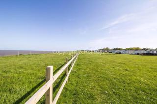 Luxury 6 Berth Lodge With Wifi At Broadland Sands In Suffolk Ref 20011Cv - Hopton on Sea - 4