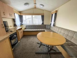 Lovely Caravan At Valley Farm Holiday Park, Sleeps 8 Ref 46127V - Great Clacton - 5