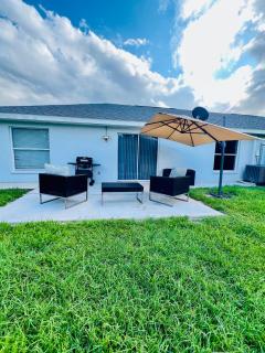Spacious Home at Lehigh Acres - Lehigh Acres - 8