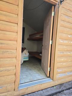 Sleeping log Cabin West roughing it easy - 6