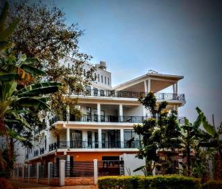 Kemrose - Fort Portal - 2
