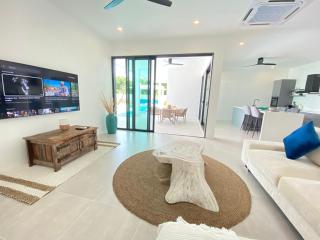 Jasmine Pool Villa, Bangrak, Bo Phut Fisherman's Village - Bangrak Beach - 0