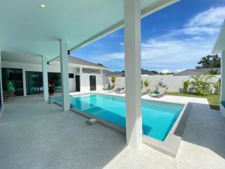 Jasmine Pool Villa, Bangrak, Bo Phut Fisherman's Village - Bangrak Beach - 3