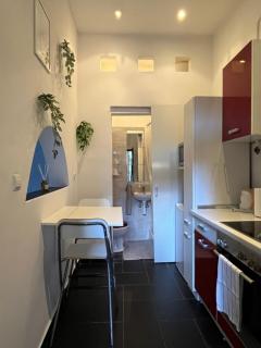 Cozy Downtown Apartment - Budapest - 5