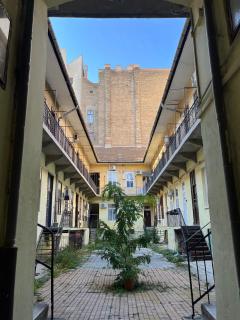 Cozy Downtown Apartment - 1