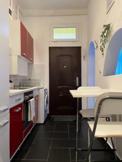 Cozy Downtown Apartment - Budapest - 6