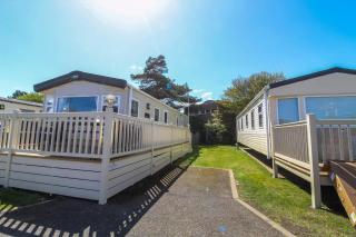 Brilliant 8 Berth Caravan Near Walton-On-The-Naze In Essex - 17023Nm - Walton-on-the-Naze - 5