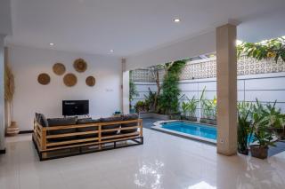 Villa Yuhi - Seminyak - 0