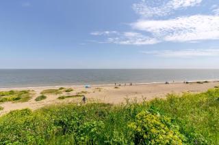 Modern 6 Berth Caravan With Free Wifi Nearby Pakefield Beach Ref 68028Cr - Lowestoft - 6