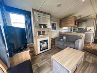 Modern Caravan With Decking Near Scratby Beach Ref 50007E - Great Yarmouth - 5