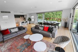 Orakei Oasis l Quality 3 Bed House inc Views - Auckland - 8