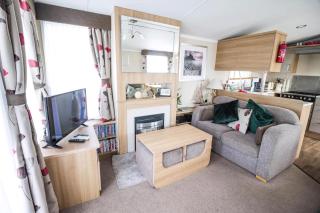Beautiful 8 Berth Caravan For Hire At Seashore Haven Park In Norfolk Ref 22039C - Great Yarmouth - 4